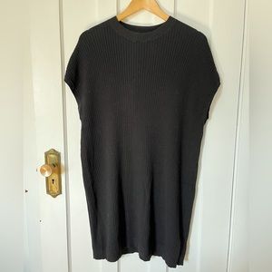 Black cotton knit cap sleeve dress